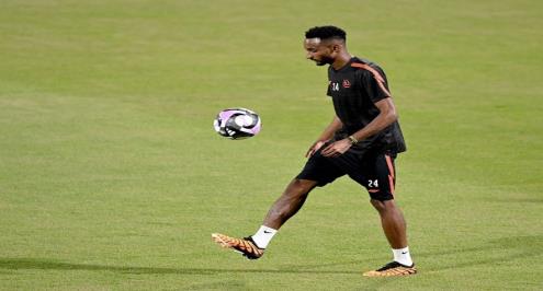 صلاح الثالث.. الحربي يقتحم قائمة أغلى اللاعبين العرب في تاريخ كرة القدم (تقرير رقمي)